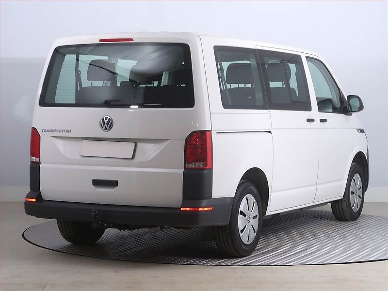 Volkswagen Transporter (2022) 2.0 TDI, Bus, 9Míst, ČR, DPH - fotka 5 z 17