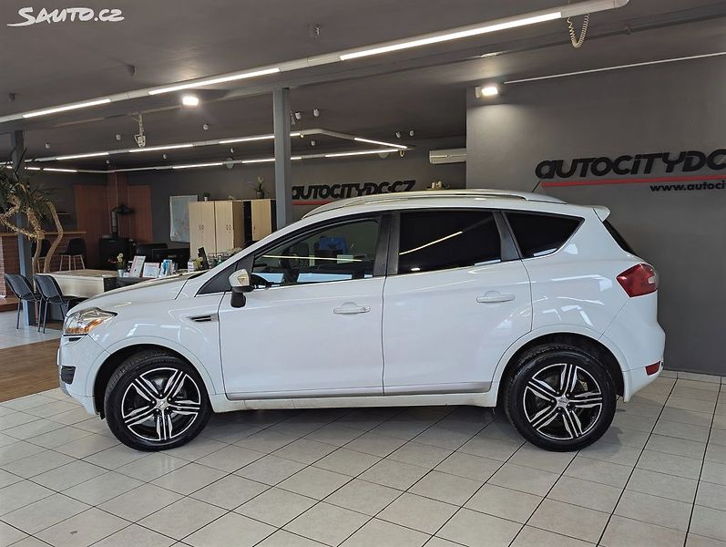 Ford Kuga 2.0 TDCi 103kW INDIVIDUAL, PDC - fotka 4 z 24