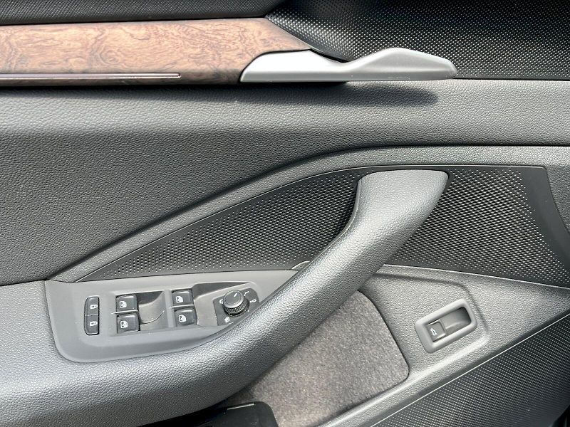 Škoda Superb (2025) 2.0 TDI 142kW 4x4 L&K Combi DS - fotka 10 z 32