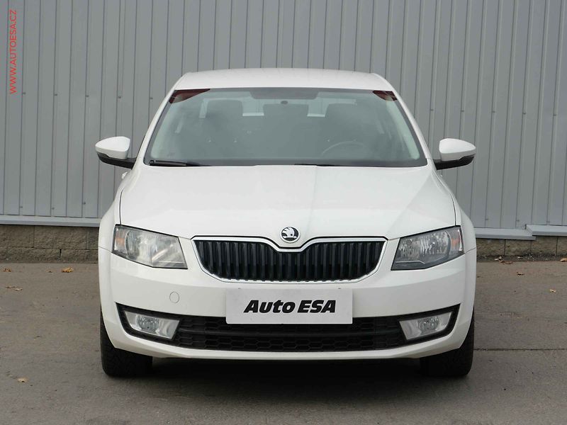 Škoda Octavia (2015) 2.0 TDi, ČR, Ambition - fotka 2 z 20