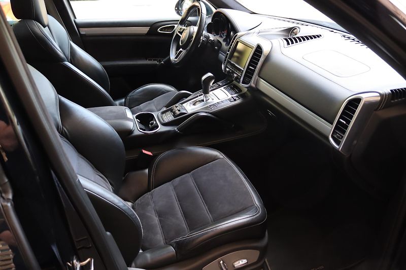 Porsche Cayenne GTS 3.6 V6 324kW 4x4 - fotka 47 z 50
