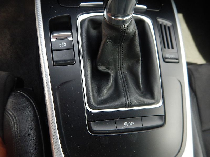 Audi A5 2.0 TDI, MANUÁL, DIGIKLIMA - fotka 22 z 29