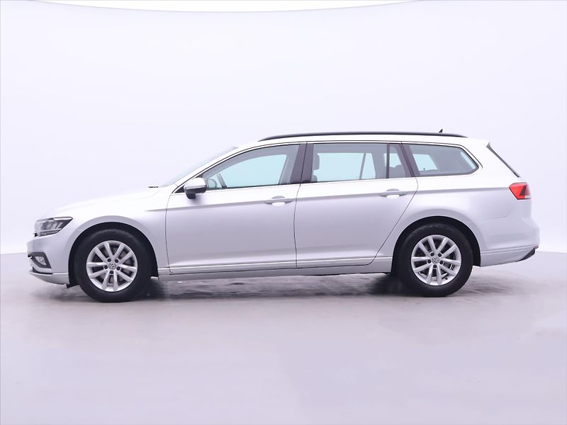 Volkswagen Passat 2,0 TDI 110kW DSG 1.Maj. DPH - fotka 4 z 39