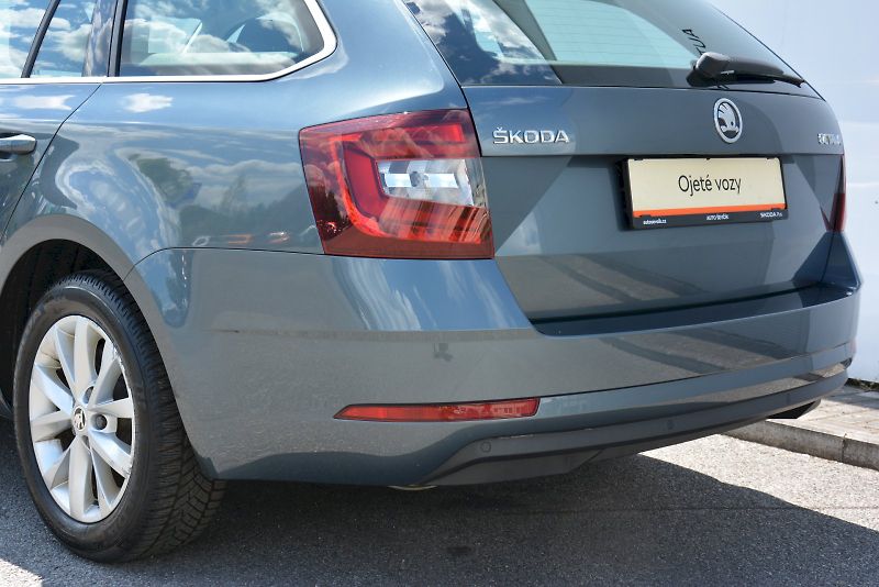 Škoda Octavia (2018) Combi 2.0 TDI 110 kW Style - fotka 9 z 26