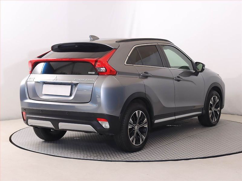 Mitsubishi Eclipse Cross (2018) 1.5 T-MIVEC, 4X4, Automat - fotka 5 z 18