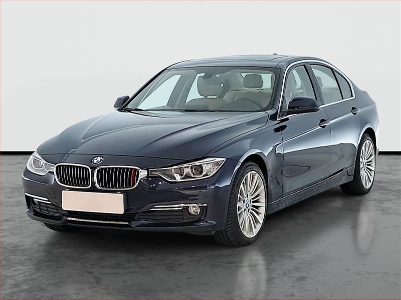 BMW Řada 3 (2012) 320 d, Kůže, Navi, Bi-Xenony - fotka 2 z 21