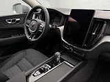 Volvo XC60 (2026) B5 AWD AUT CORE - náhled 22