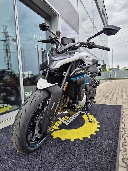 CFMOTO (2026) 675 NK - SKLADEM - fotka 30 z 59