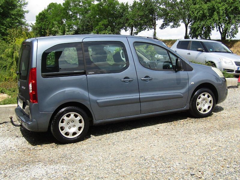 Citroën Berlingo (2009) 1.6 16V 66kW - fotka 4 z 37