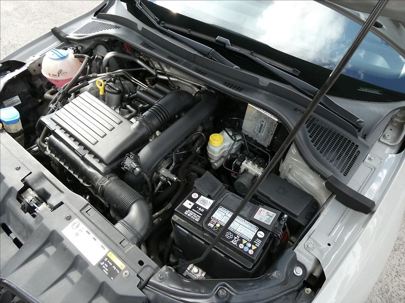 Škoda Fabia 1,2 TSI 81kW Monte Carlo, ČR - fotka 44 z 48