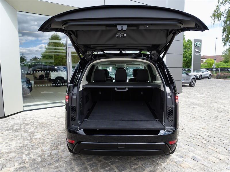 Land Rover Discovery (2026) 3,0 D250 LANDMARK AWD* - fotka 4 z 28