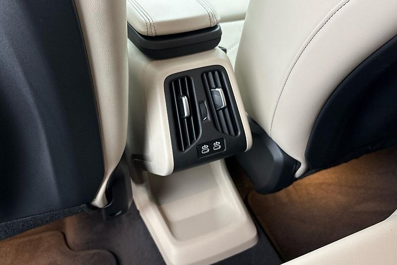 BMW X1 xDrive20d - fotka 22 z 24