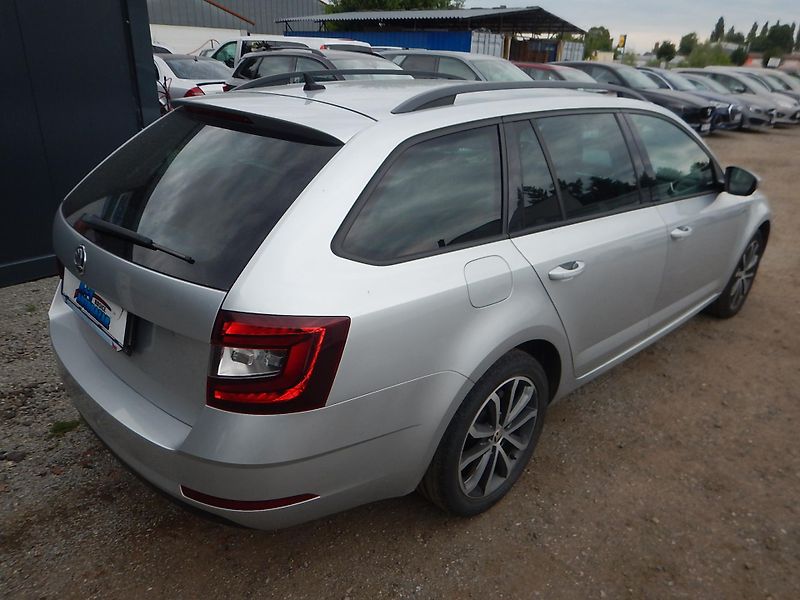 Škoda Octavia 2.0 TDI, DSG - fotka 6 z 28