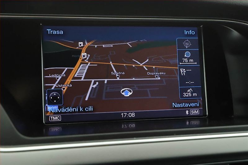 Audi A4 (2014) S-Line 2.0 TDI, 4X4, Automat - fotka 16 z 21