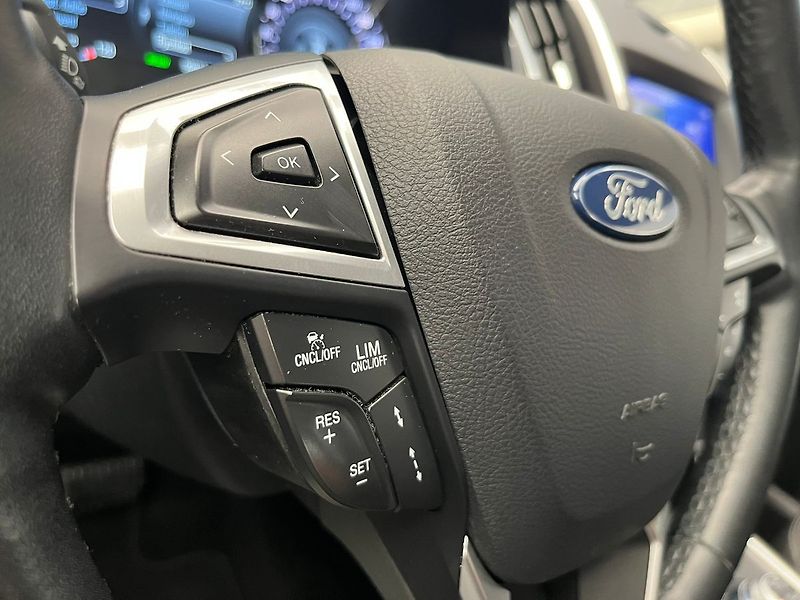 Ford Galaxy 2,5 HEV Titanium 7míst - fotka 9 z 70