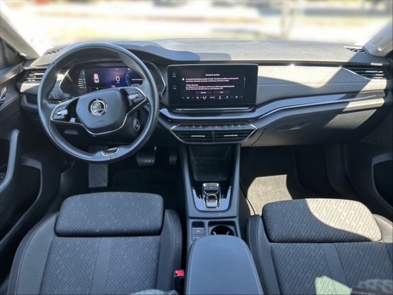 Škoda Octavia 2,0 TDI 110 Style AT - fotka 9 z 11