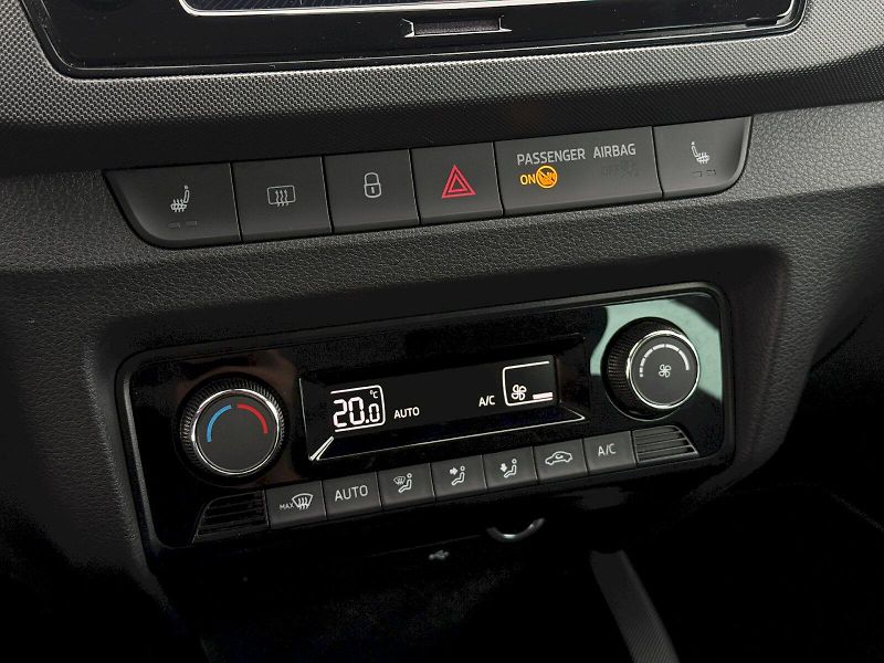 Škoda Fabia (2022) Combi 1.0 TSI 70 kW - fotka 12 z 21