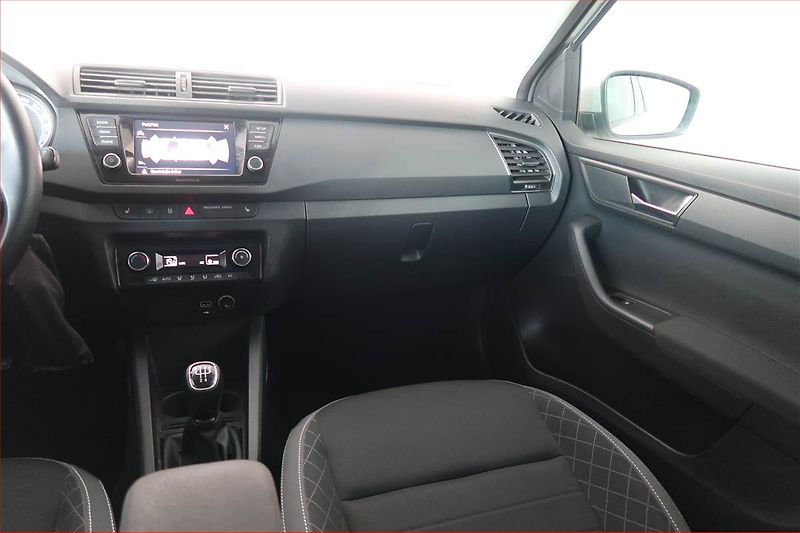 Škoda Fabia (2022) 1.0 TSI, ČR,1.maj, Serv.kniha - fotka 8 z 17