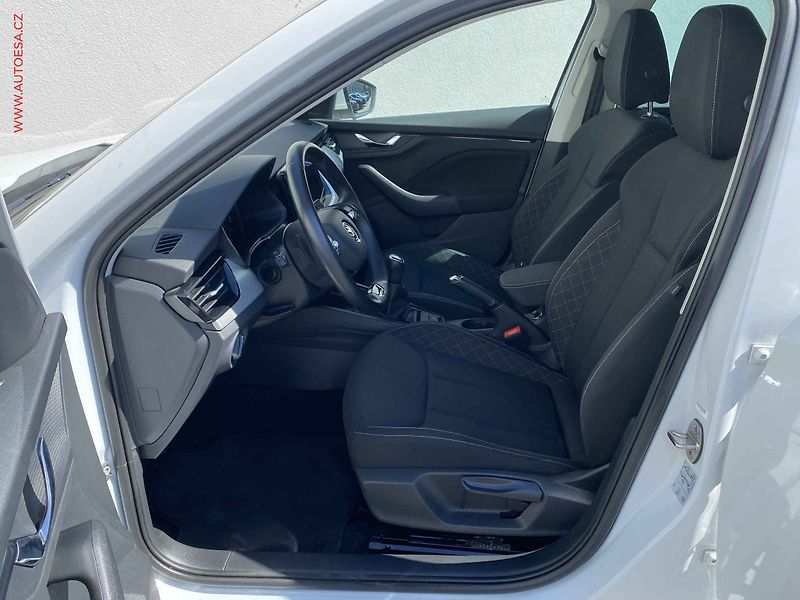 Škoda Kamiq (2020) 1.0 TSi, Ambition Plus, navi - fotka 9 z 20