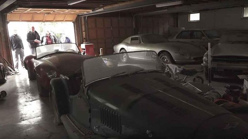 Ferrari 275 GTB/2 a Shelby Cobra 427.