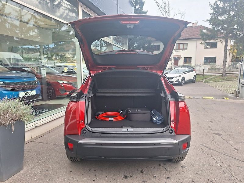 Peugeot 2008 (2026) e-ALLURE 115 kW / 156 k (Bater - fotka 6 z 23