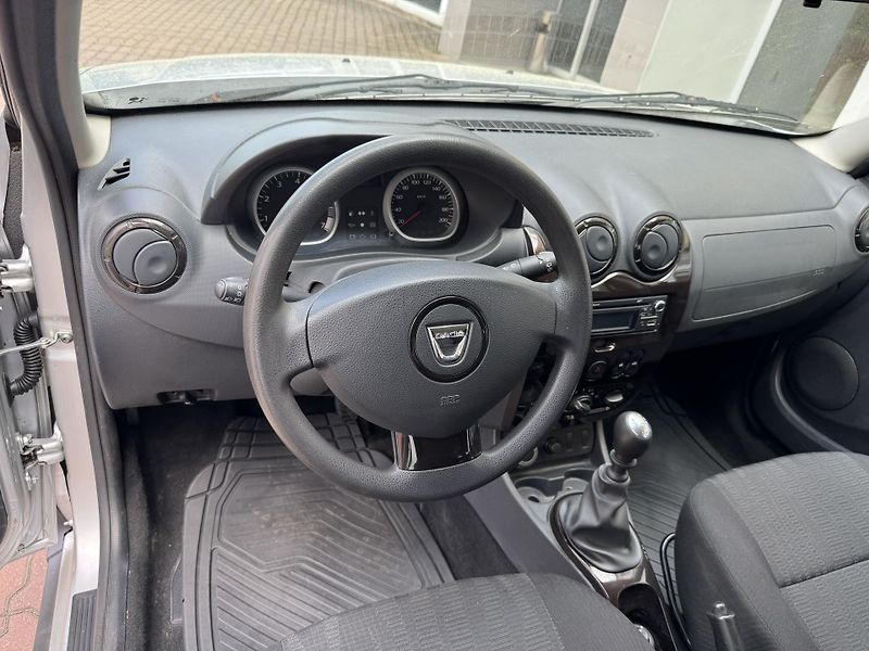 Dacia Duster (2012) 1.6i 77kW 4x4 - fotka 10 z 20