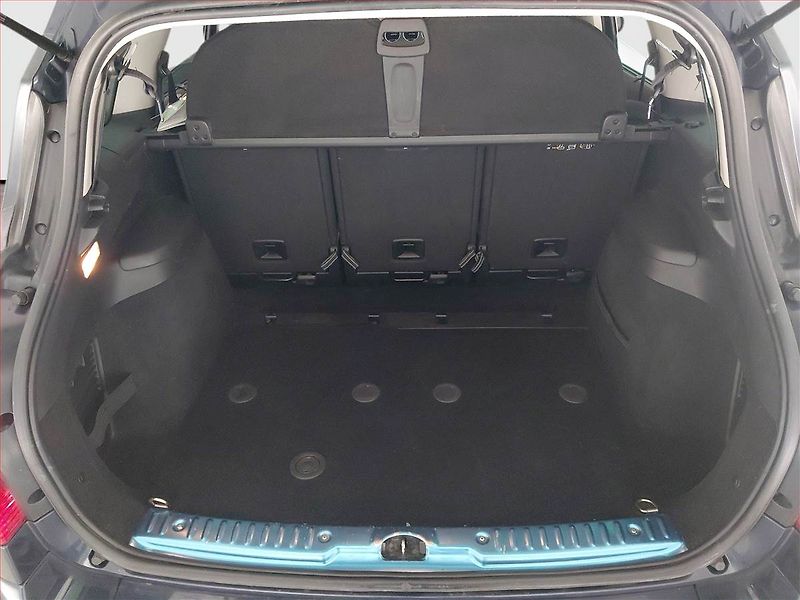 Peugeot 308 (2013) 1.6 e-HDi, 7 míst, ČR,1.maj - fotka 14 z 17