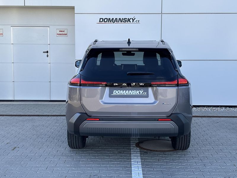 Toyota RAV4 (2026) EXECUTIVE Skyview 2,5 PHEV 4x4 - fotka 11 z 14