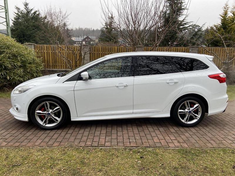 Ford Focus (2014) 1.0EcoBoost 92kw - fotka 4 z 32