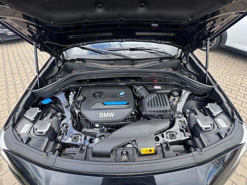 BMW X2 (2022) 4X4 25E 1,5i 162KW ZÁRUKA DPH - fotka 46 z 50
