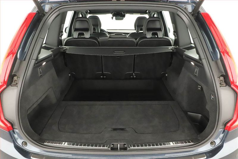 Volvo XC90 (2021) B5 AWD - fotka 10 z 20