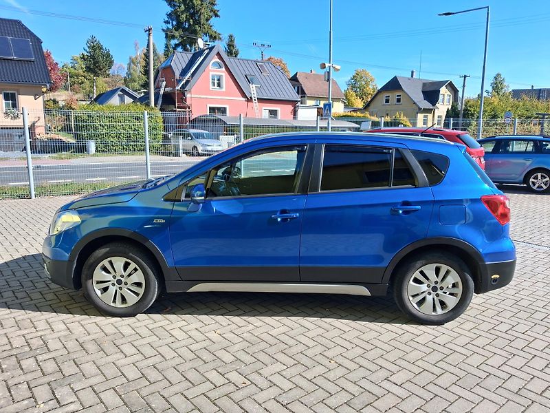 Suzuki SX4 S-Cross (2014) 1,6i 88kw LPG 4x4 NAVI 2x KOLA - fotka 4 z 35