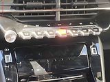 Peugeot 2008 (2022) 1.2 PT, GT, AT, LED, navi - náhled 16