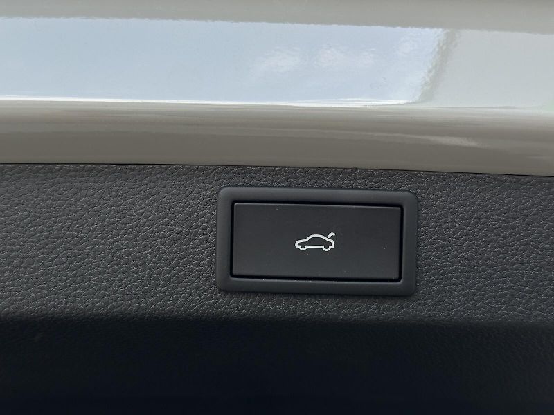Škoda Karoq 1.5TSi DSG 150PS Sportline Mat - fotka 39 z 42