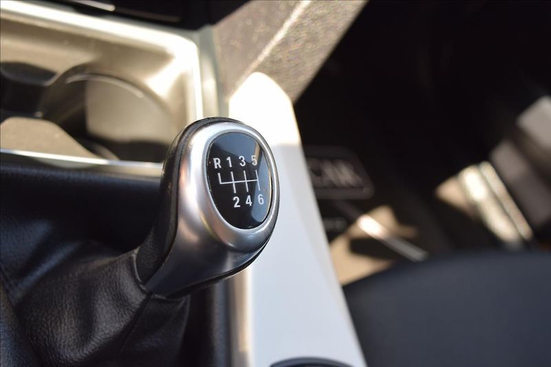 BMW Řada 3 2,0 318d F31 105KW NAVI TAŽNÉ - fotka 44 z 48