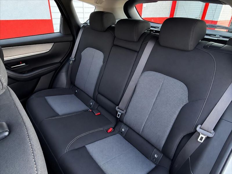 Mazda CX-60 2,5 e-Skyactiv Exclusive-Line - fotka 12 z 28