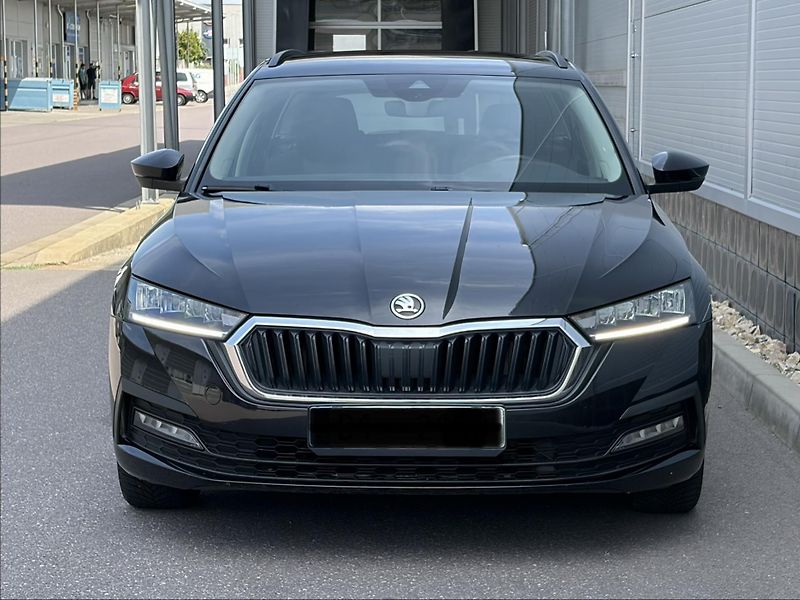 Škoda Octavia (2021) 2.0TDi/NAVI/ACC/VIRTUAL/ - fotka 3 z 22