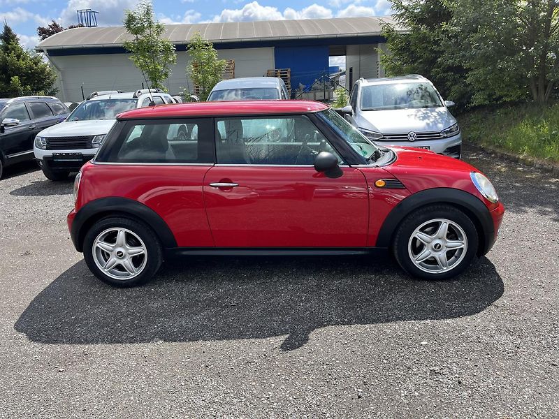 Mini Cooper 1.4i - fotka 6 z 18