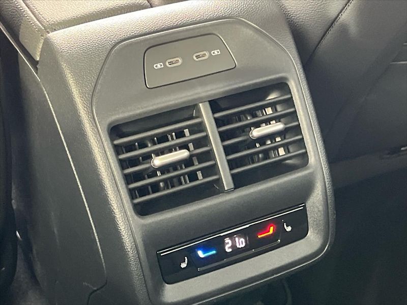 Škoda Superb 2,0 TDi 110 kW 7DSG L&K  IV. - fotka 20 z 32