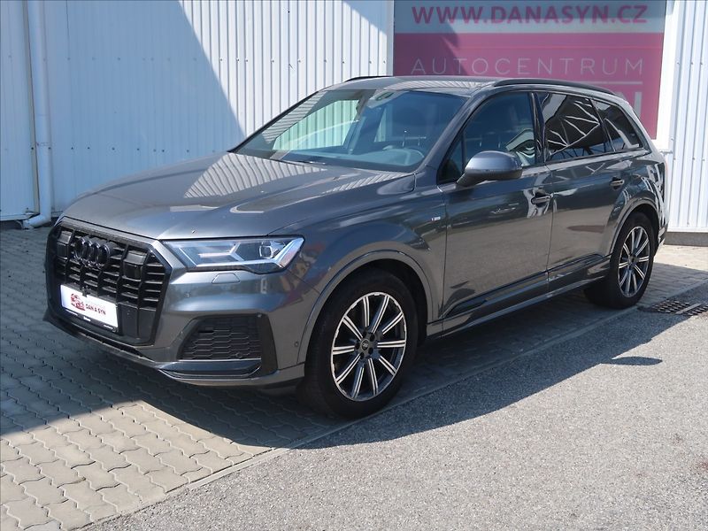 Audi Q7 3,0 TDI Quattro S-Line - fotka 1 z 4