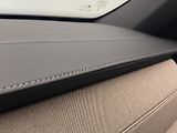 Volvo XC90 (2026) B5 AWD AUT BRIGHT PLUS 7míst - náhled 34