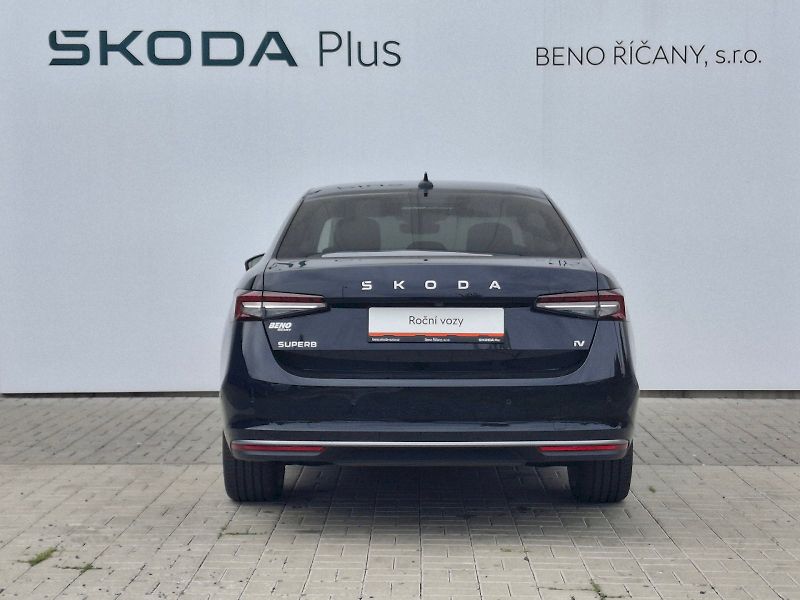 Škoda Superb (2026) iV L&K DSG 1,5TSi 150kW - fotka 13 z 35