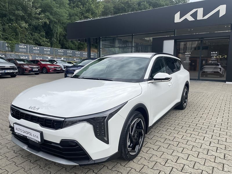 Kia K4 Sportswagon (2026) 1,6 T-GDi 7DCT TOP  - fotka 7 z 22