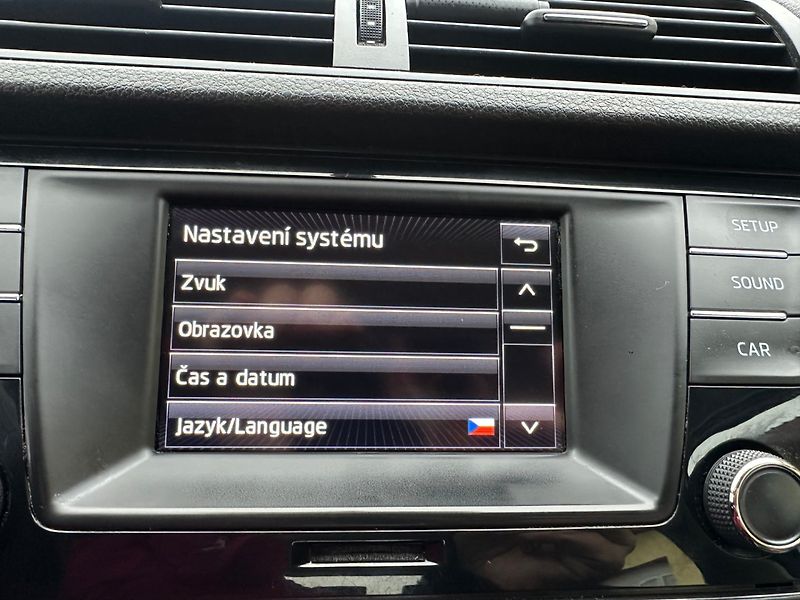 Škoda Fabia 1.4 TDi 1MAJ/ČR/DPH/Tempomat - fotka 30 z 36