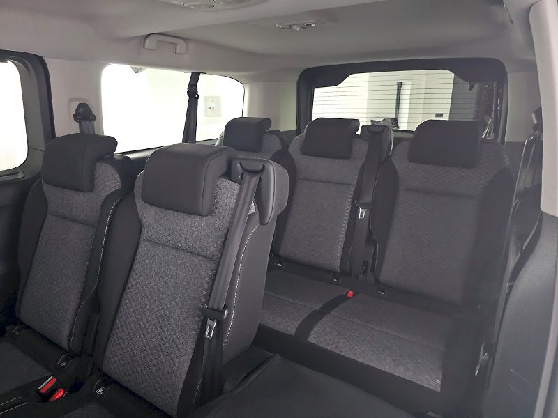 Toyota ProAce Verso (2025) L2 2.0D 106kW FAMILY WEBASTO 8 - fotka 8 z 31