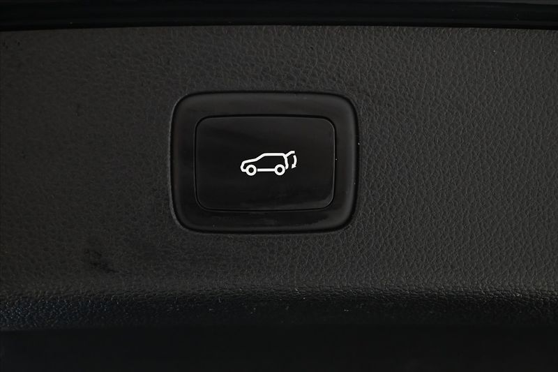 MG EHS 1,5 TGI PHEV 119 kW ELEGANCE Z - fotka 28 z 32
