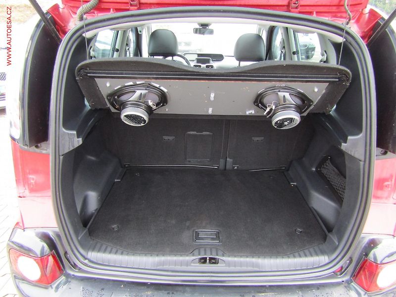 Citroën C3 Picasso (2009) 1.6 VTi, Exclusive, panor - fotka 7 z 16