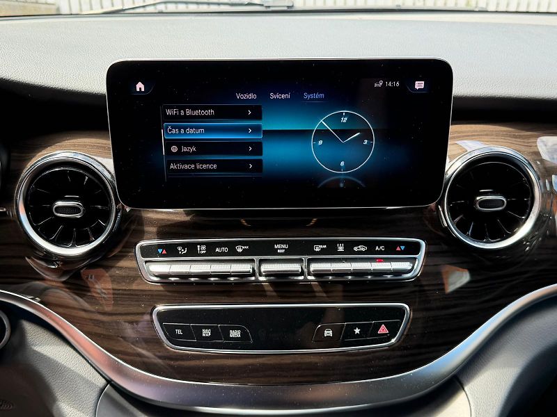 Mercedes-Benz Třídy V V300D-AMG-4M-AVANT-R19-NEZ.TOP - fotka 21 z 38