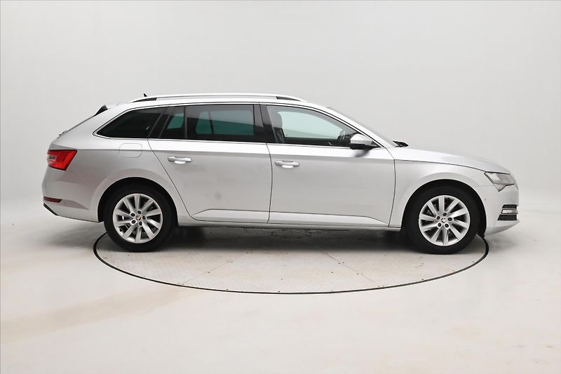 Škoda Superb 2,0 TDI 110 kW Style Záruka až - fotka 4 z 33