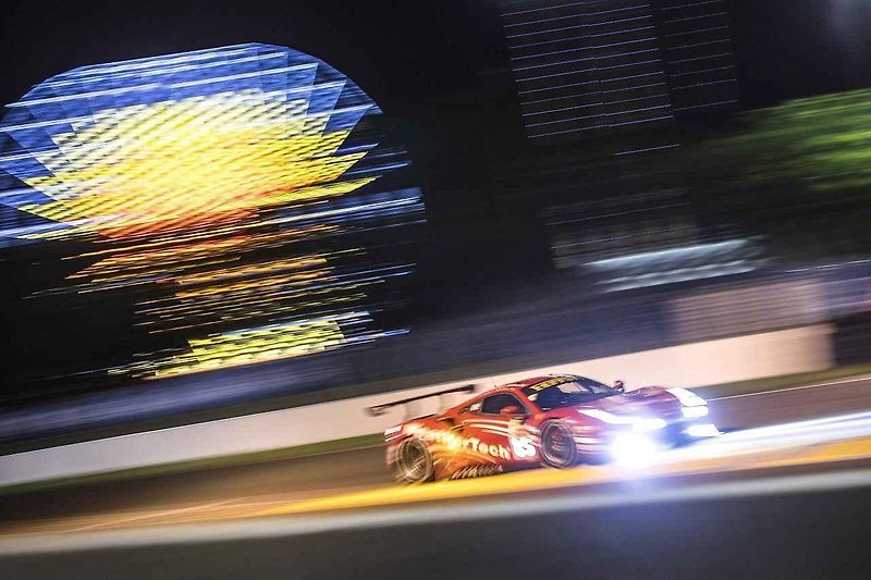 Letošní závod 24 hodin Le Mans objektivem českého fotografa Ondřeje Kroutila.